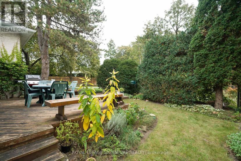 11 Bellbury Crescent — photo 30 of 35