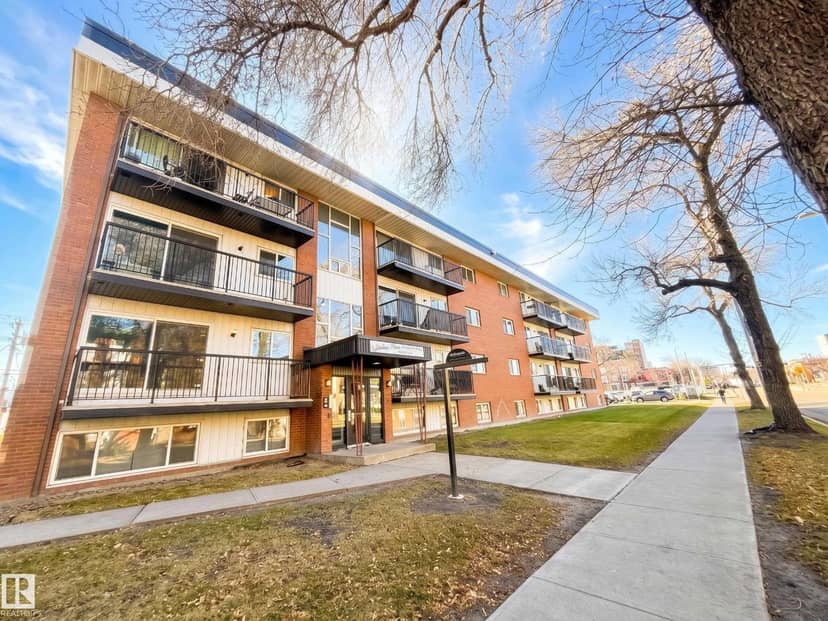 #102 10149 83 AV NW, Edmonton