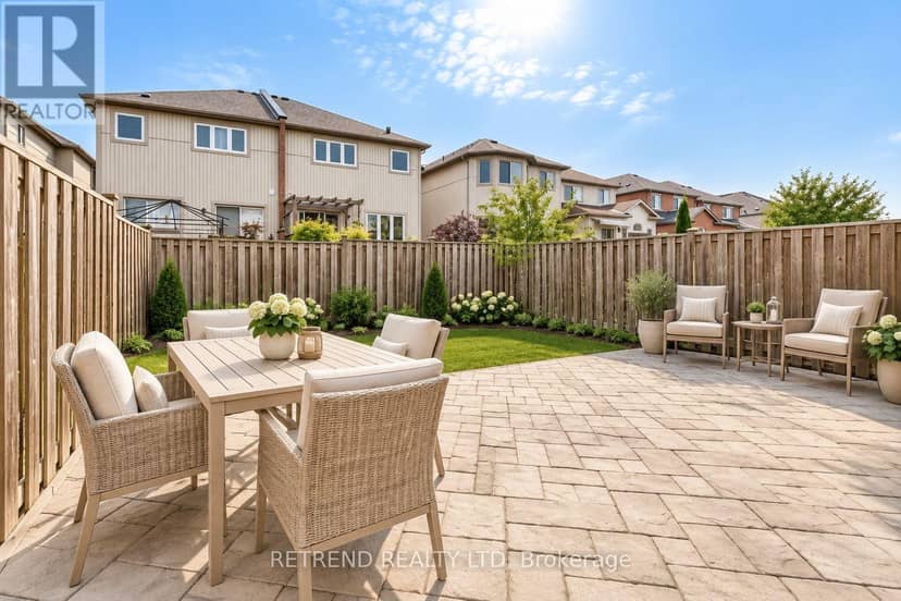 23 Thomas Legge Crescent — photo 14 of 26