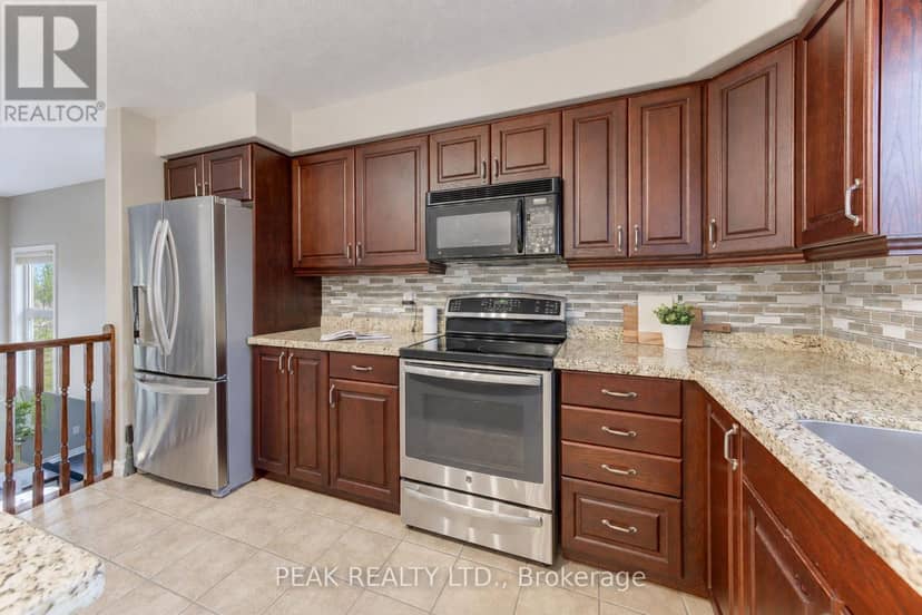 28 Roth Avenue — photo 15 of 40