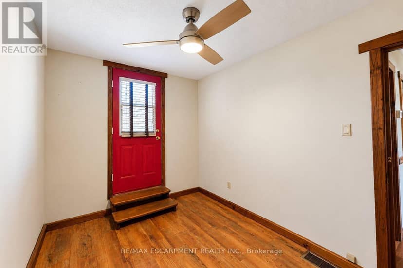 28 Shadyside Avenue — photo 22 of 40
