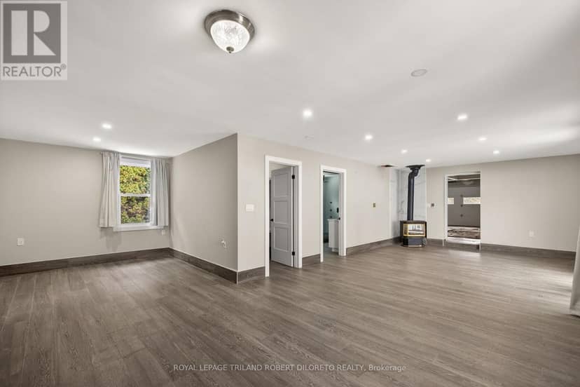 9755 Longwoods Road, Middlesex Centre, photo 5