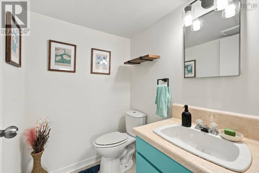 521 Harbour View Crescent — photo 22 of 25
