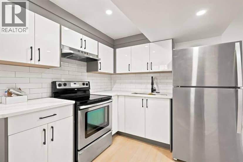 19 Mardale Crescent NE — photo 39 of 40
