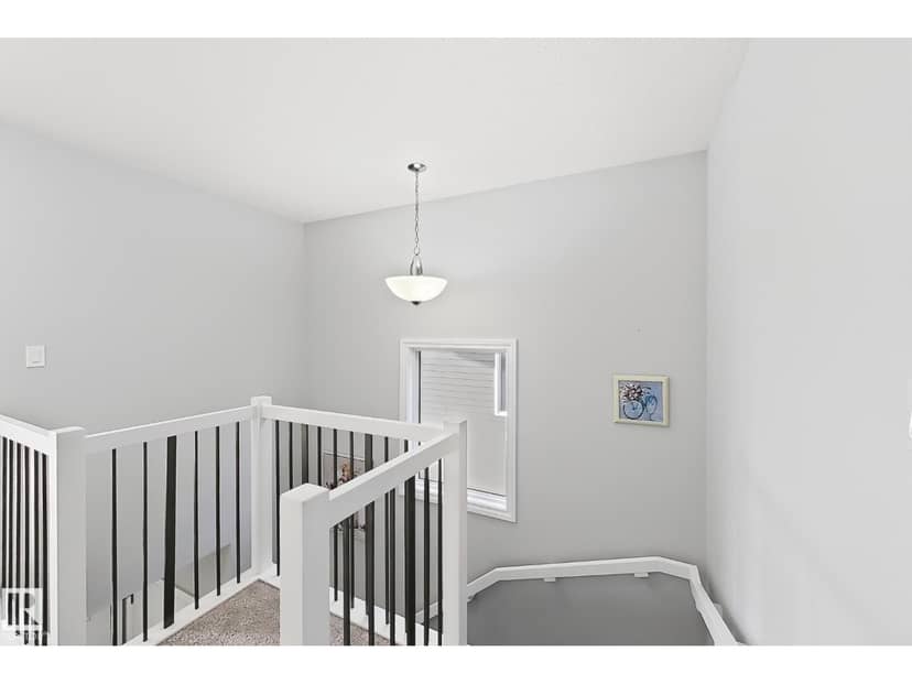 8017 223 ST NW NW — photo 14 of 39