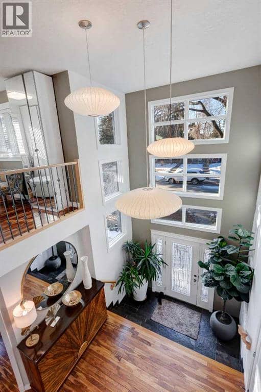 38 Lissington Drive SW — photo 20 of 40