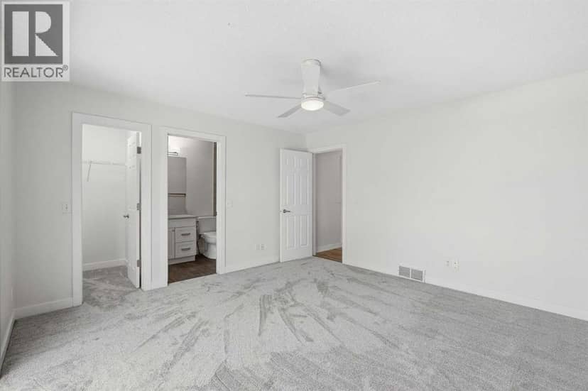 184 Arbour Lake Way NW — photo 18 of 39