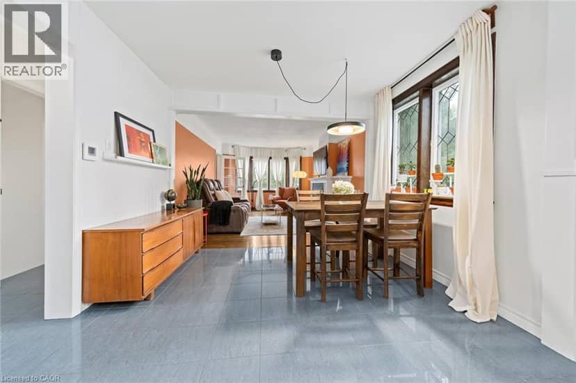 22 ARKLEDUN Avenue, Hamilton, photo 8