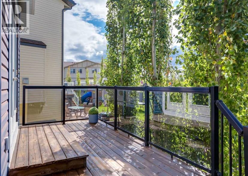 237 Luxstone Green SW — photo 12 of 40