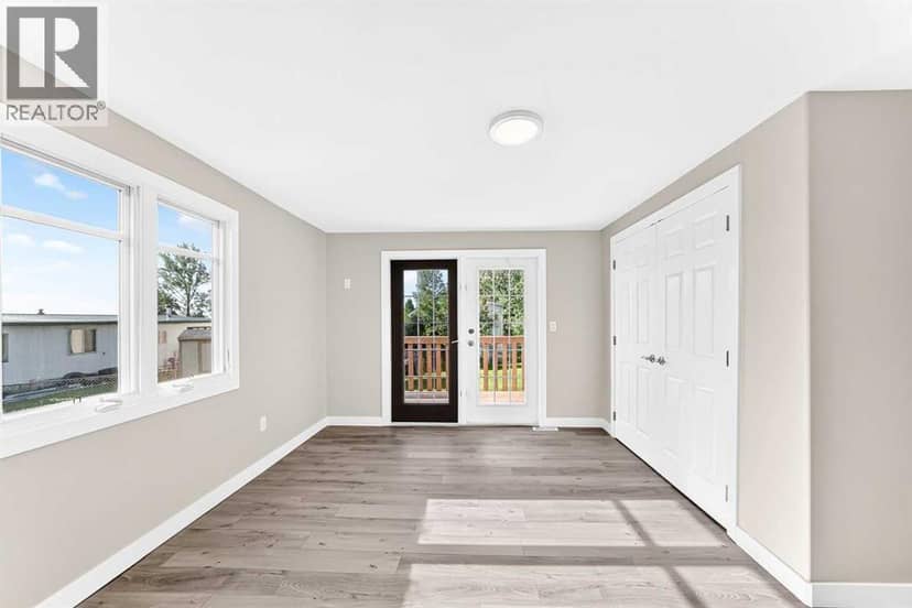 906, 1101 84 Street NE — photo 15 of 40