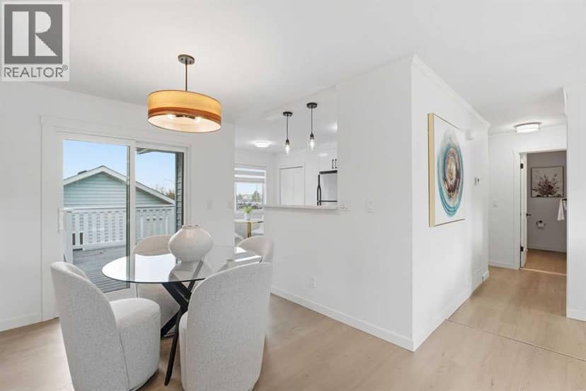 112 Macewan Meadow Crescent NW — photo 9 of 40