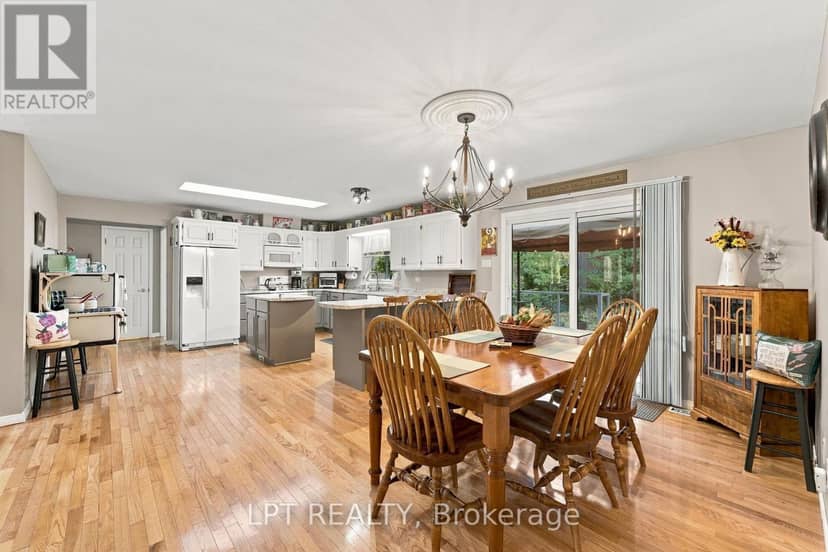10012 Graham Street — photo 12 of 40