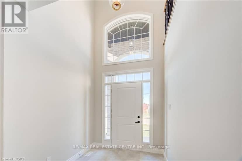 1761 Finley Crescent, London North, photo 3