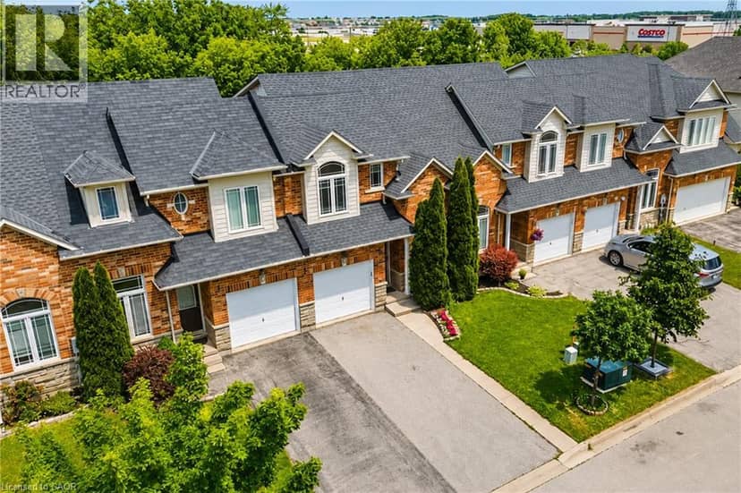 144 BENZIGER Lane, Stoney Creek, photo 3