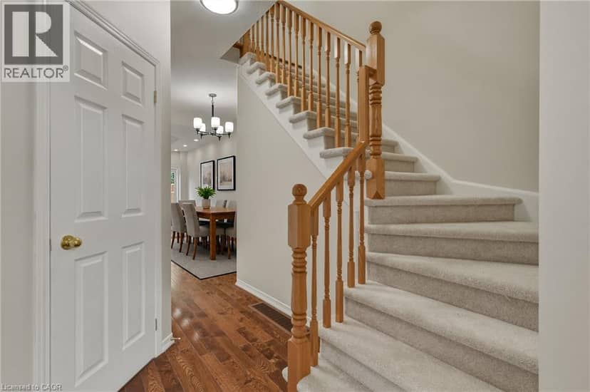 144 BENZIGER Lane, Stoney Creek, photo 7