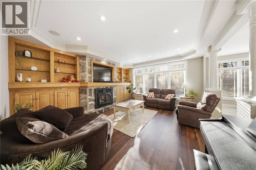95 TOLLGATE Drive — photo 12 of 40