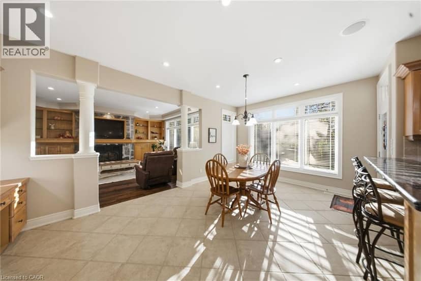 95 TOLLGATE Drive — photo 19 of 40