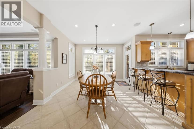 95 TOLLGATE Drive — photo 13 of 40