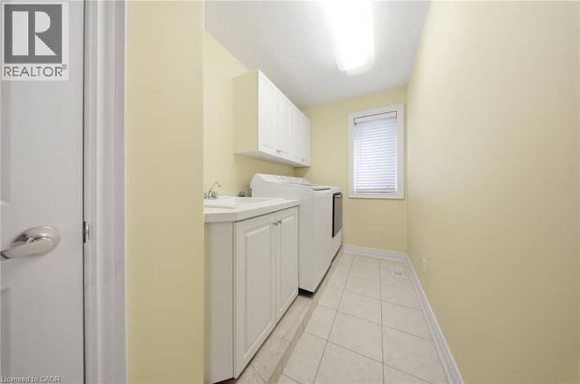 95 TOLLGATE Drive — photo 30 of 40