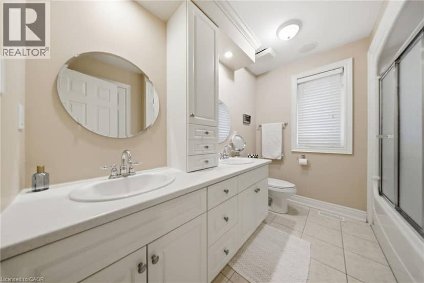 95 TOLLGATE Drive — photo 31 of 40