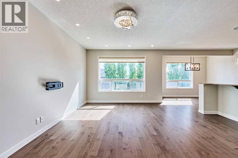 507 Panatella Square NW, Calgary, photo 3