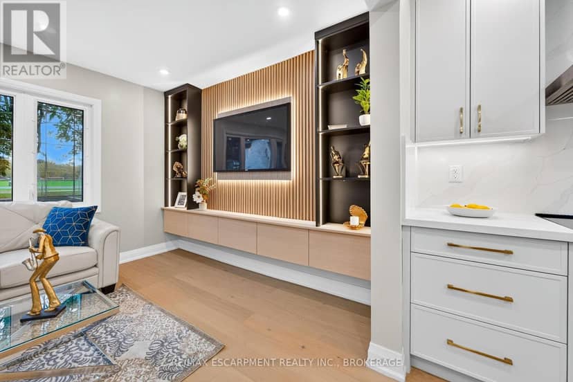 5662 Morden Drive — photo 13 of 40