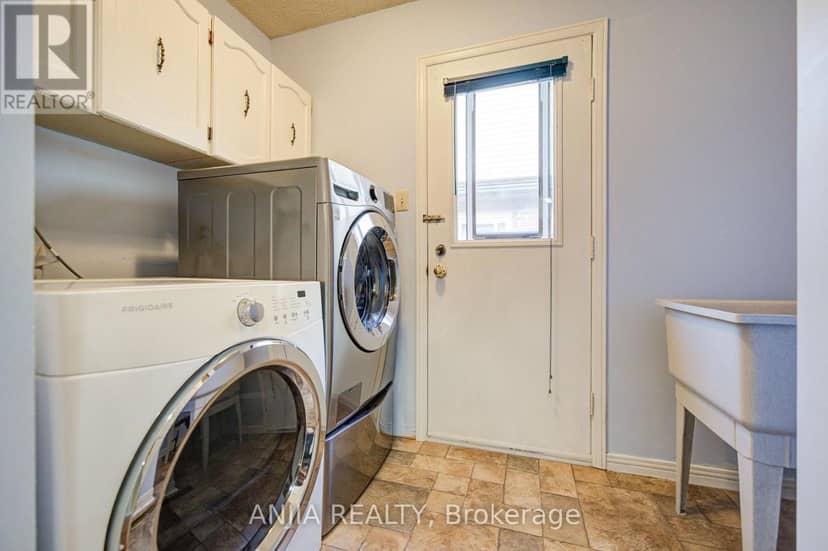 77 Royal Palm Drive — photo 24 of 31