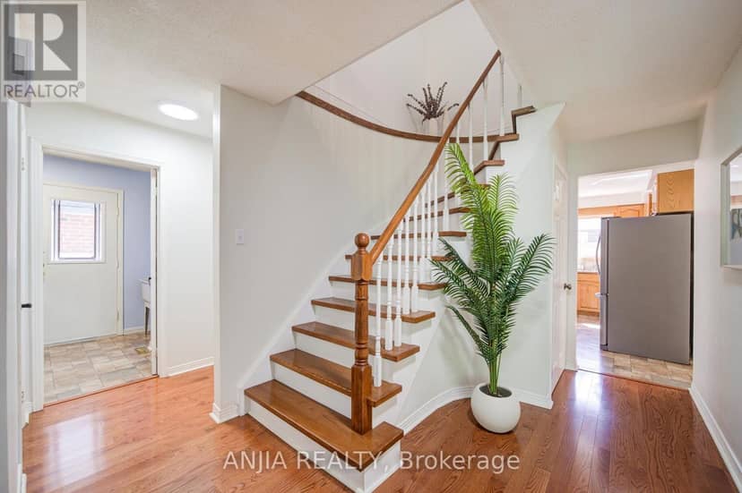 77 Royal Palm Drive, Brampton, photo 5