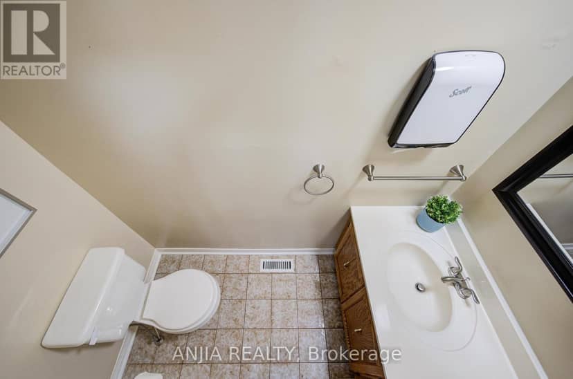 77 Royal Palm Drive — photo 16 of 31