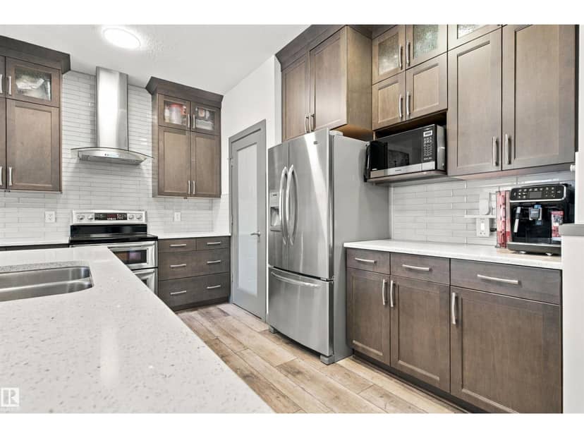 20746 96A AV NW — photo 11 of 40