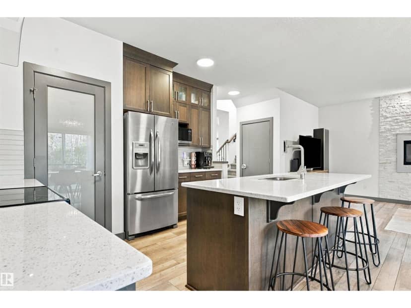 20746 96A AV NW — photo 13 of 40