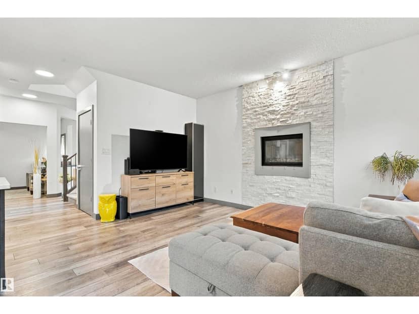 20746 96A AV NW, Edmonton, photo 6