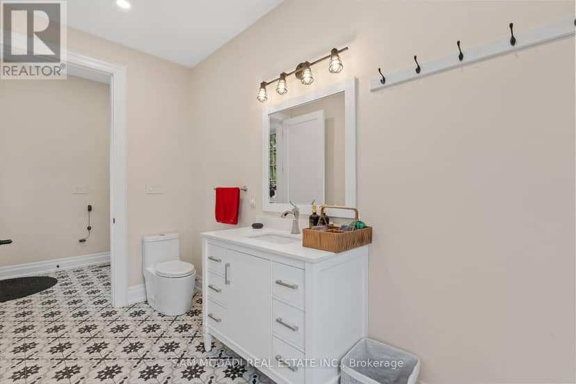 834 Edistel Crescent — photo 14 of 40