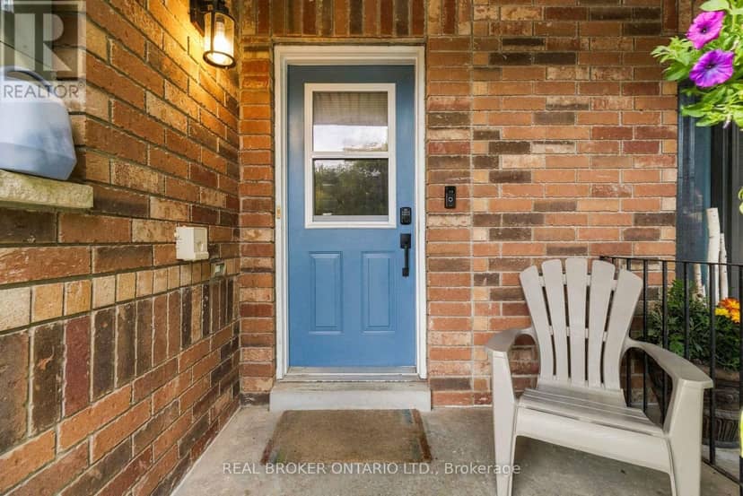 1848 McCoy Avenue, Burlington, photo 3