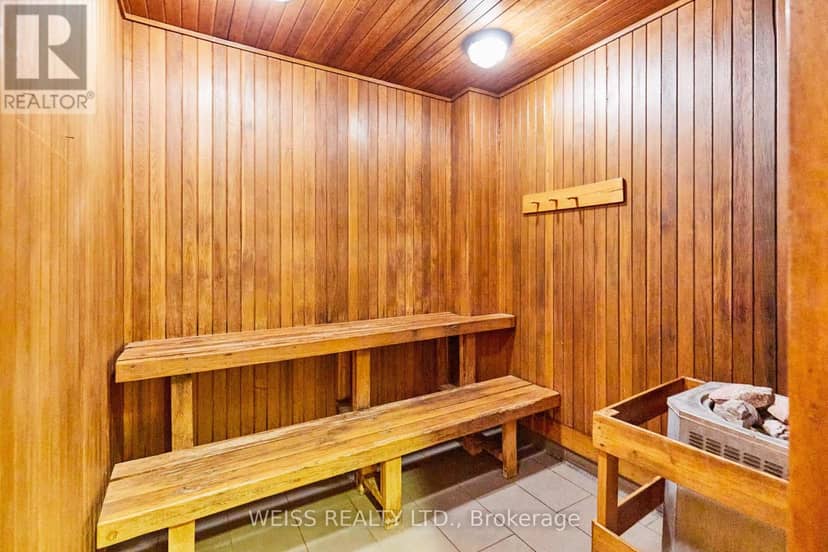 205 - 330 Red Maple Road — photo 30 of 40