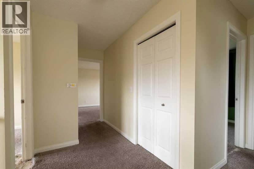 151 Bow Ridge Crescent — photo 14 of 40