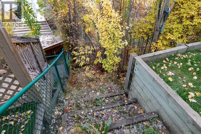 151 Bow Ridge Crescent — photo 36 of 40