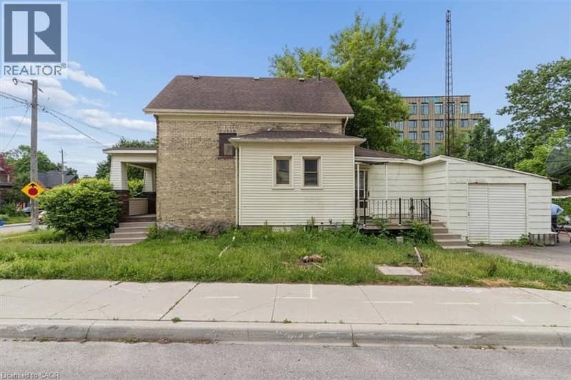 427 DUKE Street W, Kitchener