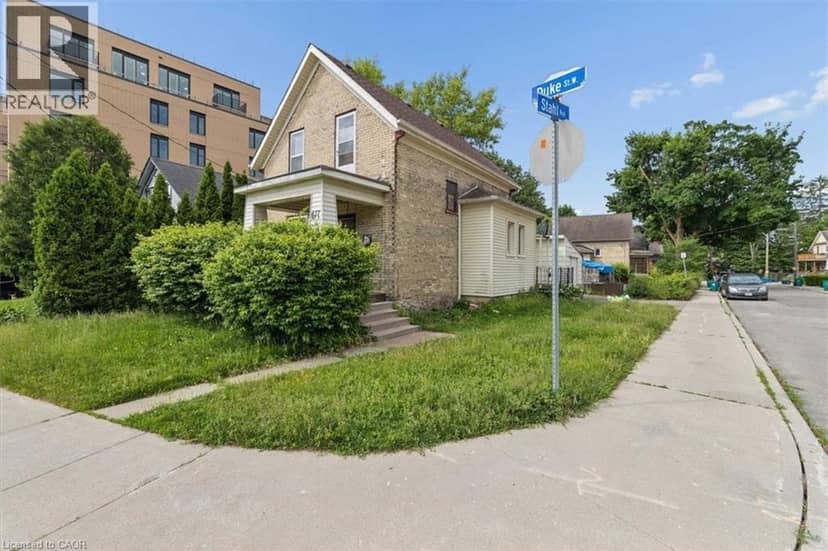 427 DUKE Street W, Kitchener, photo 3