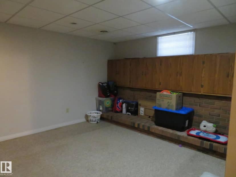 10720 57 AV NW — photo 26 of 29