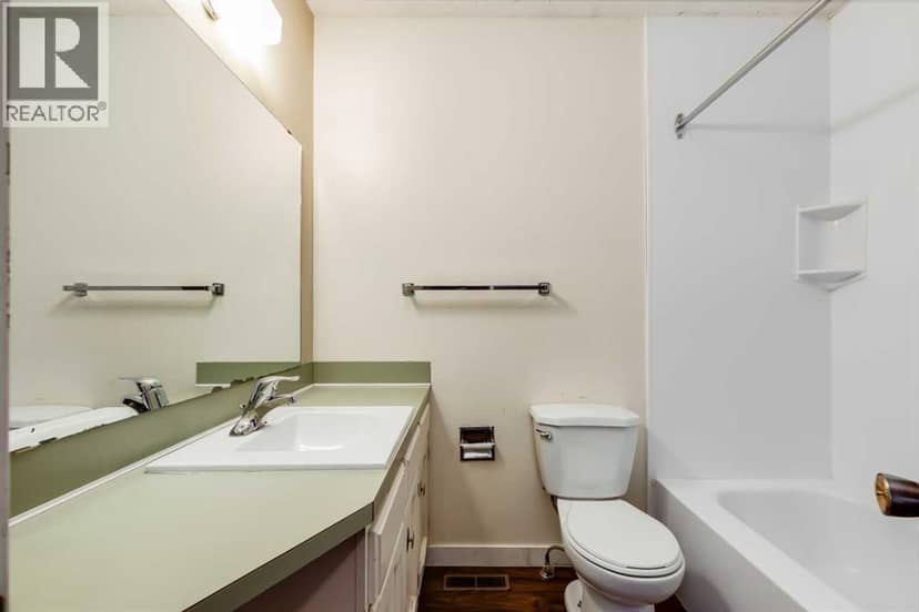 75 Wright Avenue — photo 17 of 32