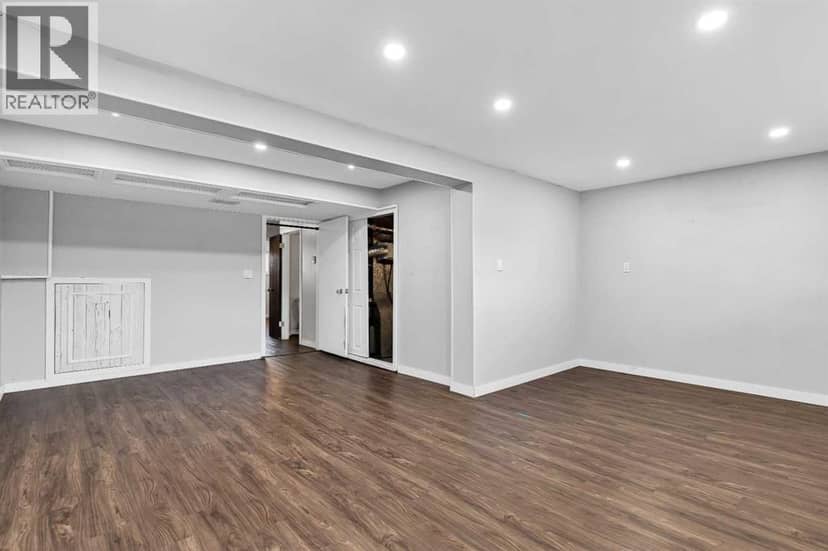 75 Wright Avenue — photo 26 of 32