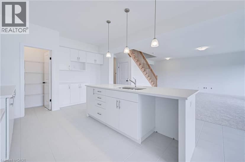 10 MUNN Crescent — photo 11 of 40