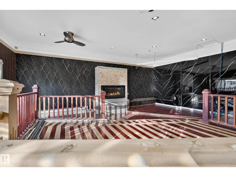 5024 50 AV — photo 36 of 40