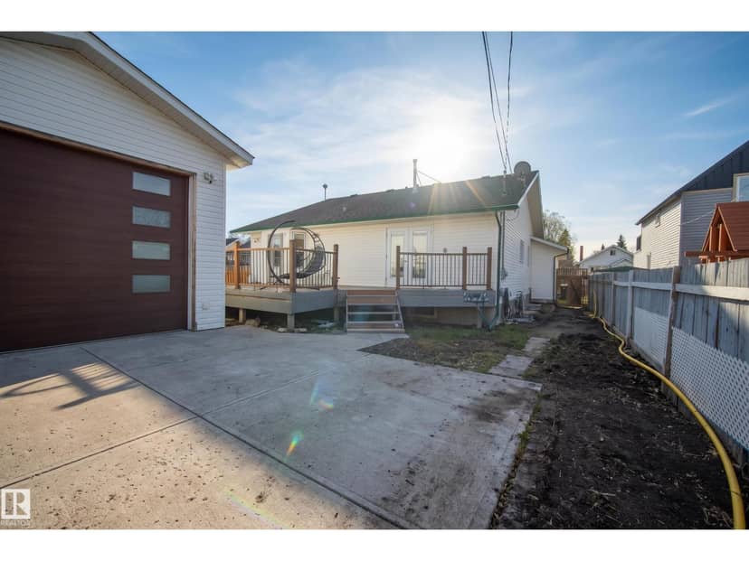 5024 50 AV, Millet, photo 5