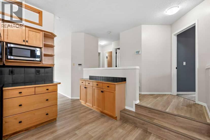 104 Springs Place SE — photo 12 of 40