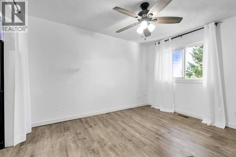 84a Cedarwood Hill SW, Calgary, photo 7