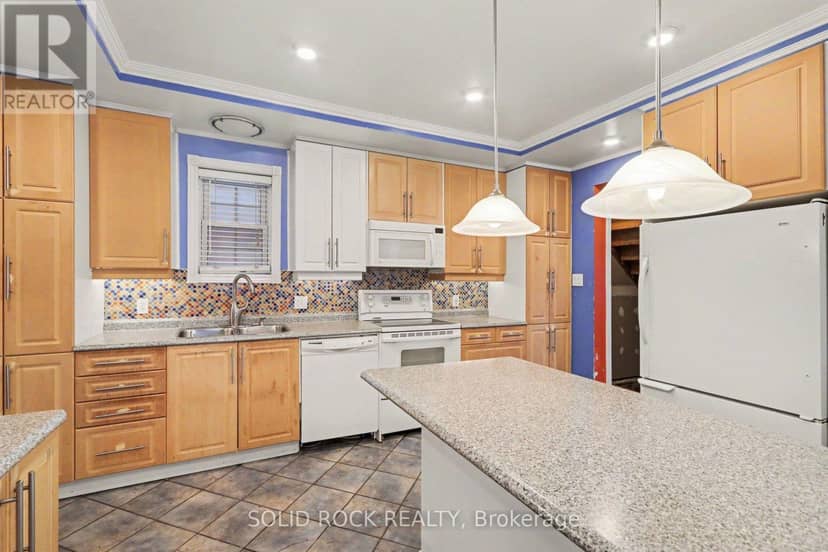 127 Pamilla Street — photo 12 of 34