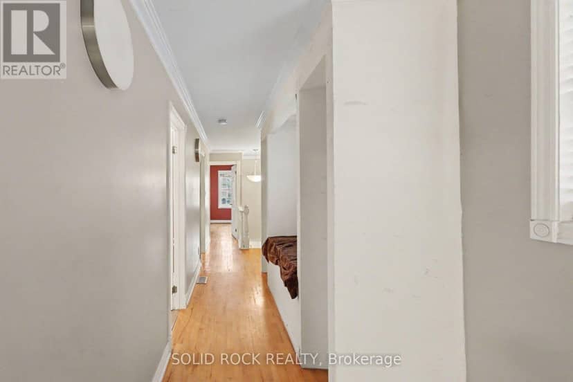 127 Pamilla Street — photo 18 of 34