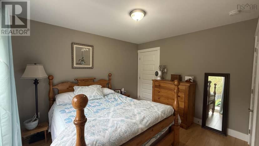 1215 Starrs Point Road — photo 31 of 40